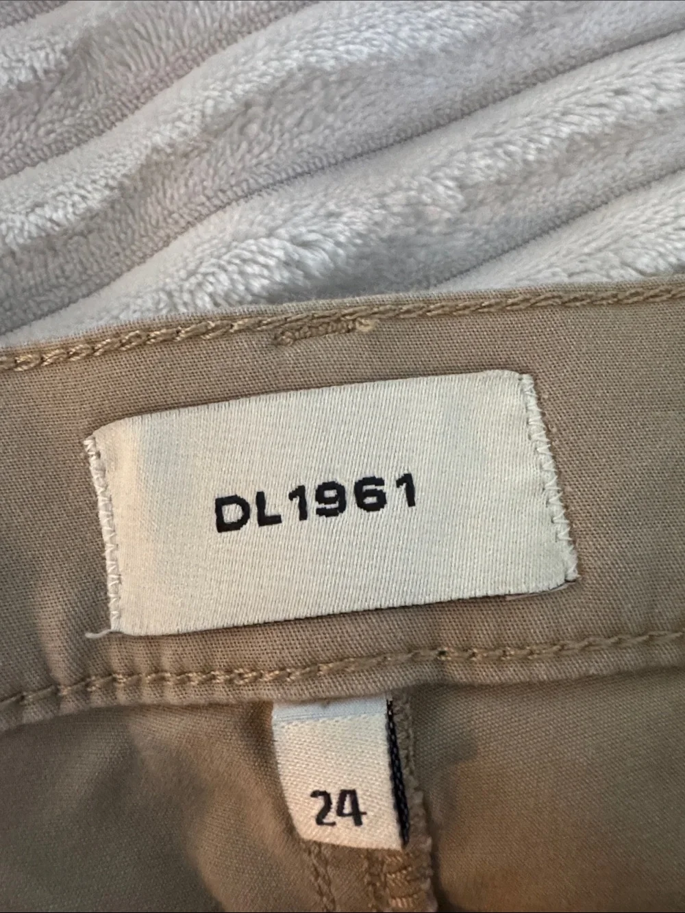 DL1961 high rise